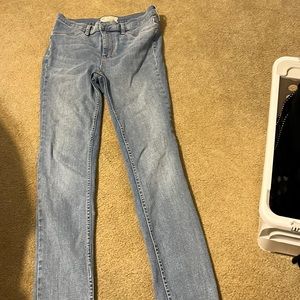 Light wash free people skinny jeans